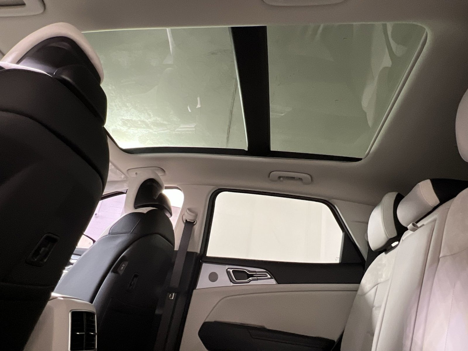 New 2026 Kia Sportage SX image 22