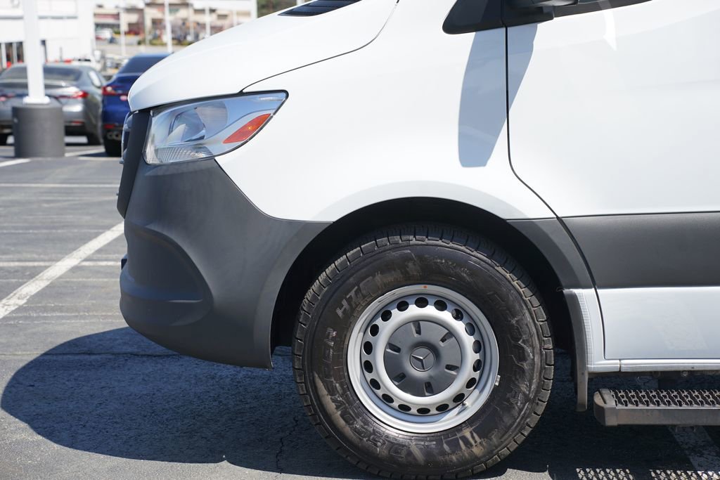 Used 2024 Mercedes-Benz Sprinter 2500 image 5