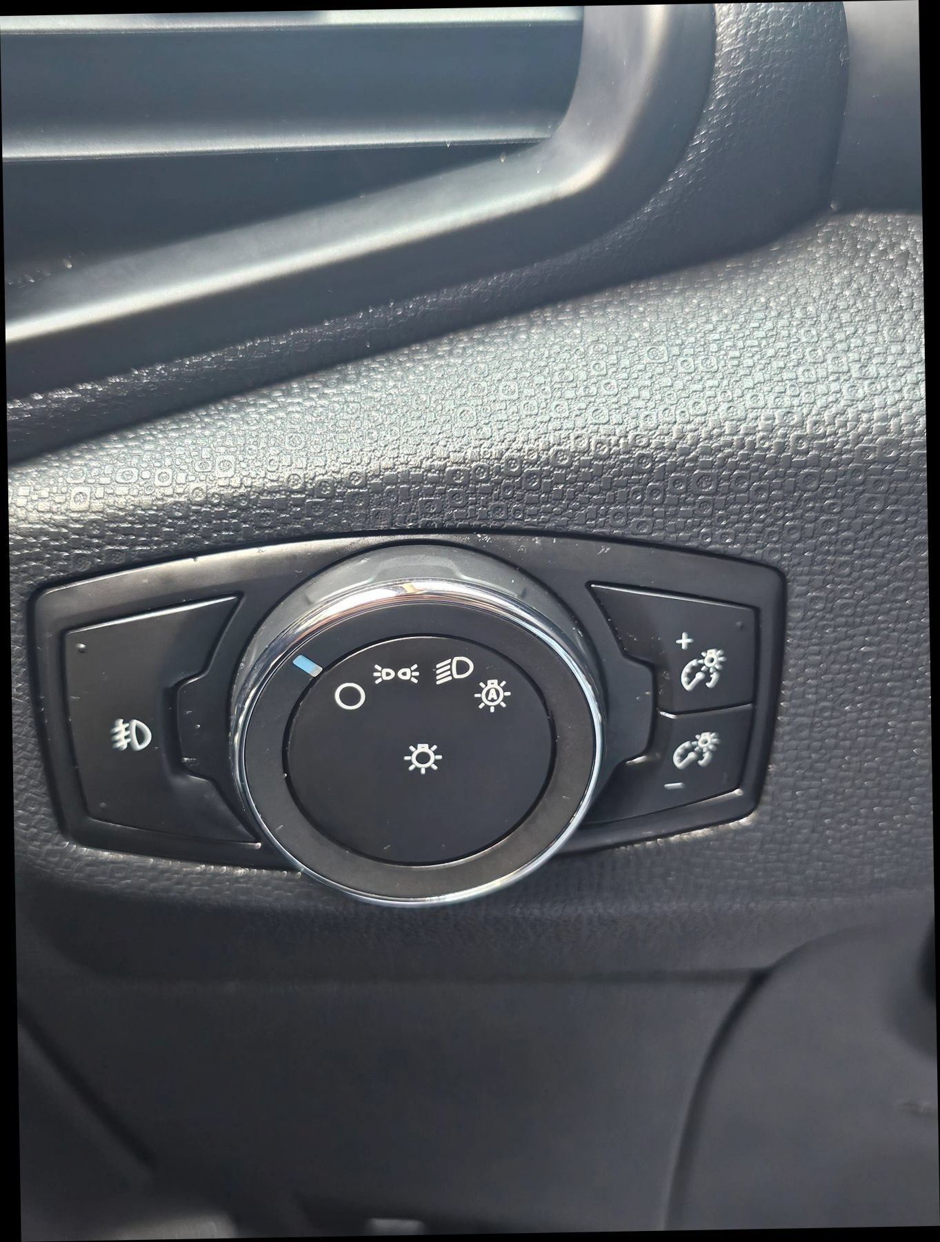 Used 2022 Ford EcoSport Titanium w/ Interior Protection Package AWD/4WD image 24