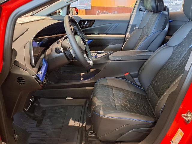 New 2026 Cadillac Optiq V w/ LPO, Floor Liner Package AWD/4WD image 13