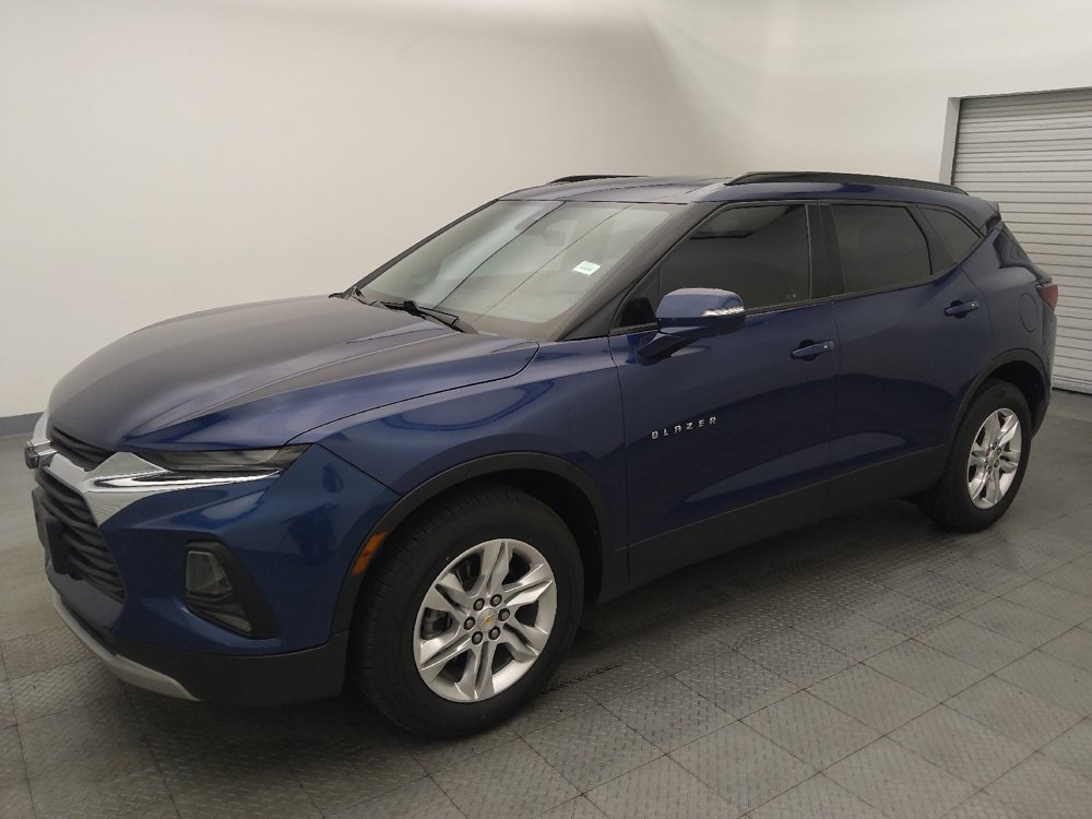Used 2022 Chevrolet Blazer LT w/ Sound & Technology Package FWD image 2