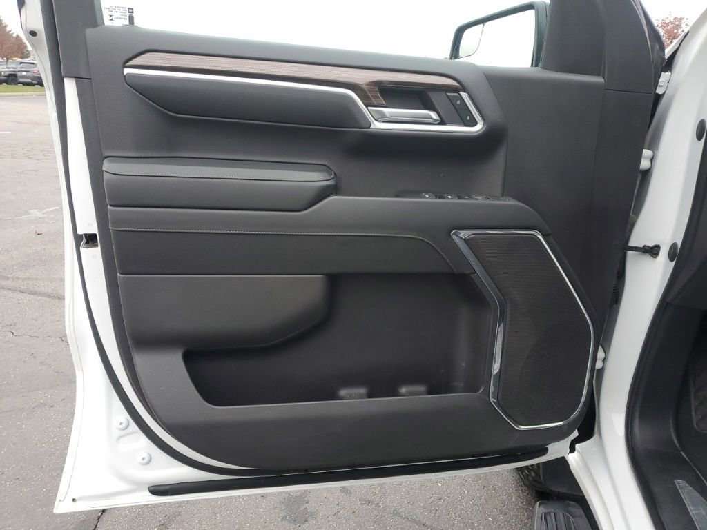 Used 2023 Chevrolet Silverado 1500 LT Trail Boss w/ Protection Package image 23