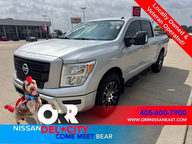 Used 2020 Nissan Titan SV w/ SV Convenience Package