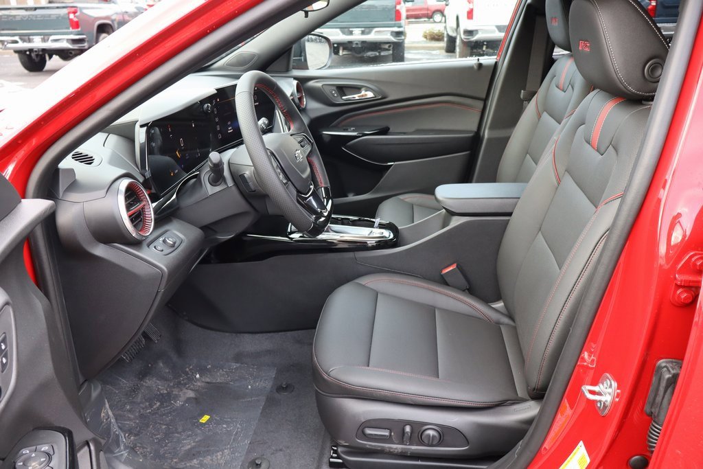 New 2026 Chevrolet Trax RS w/ Driver Confidence Package image 4