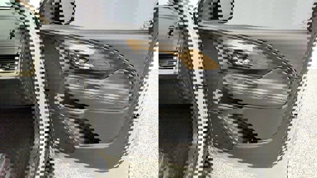 Used 2022 GMC Terrain Denali w/ LPO, Floor Liner Package image 27