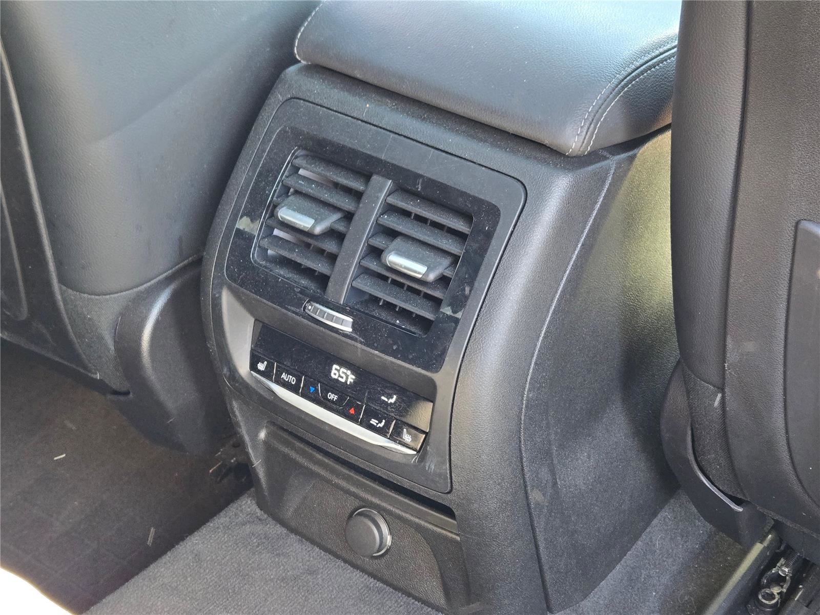 Used 2019 BMW X4 M40i w/ Premium Package image 10