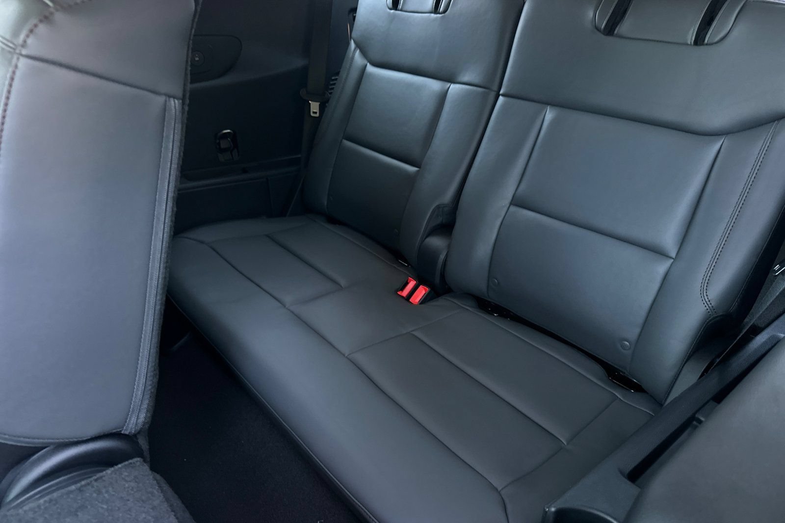New 2026 Ford Explorer Active w/ Active Comfort Package RWD image 14