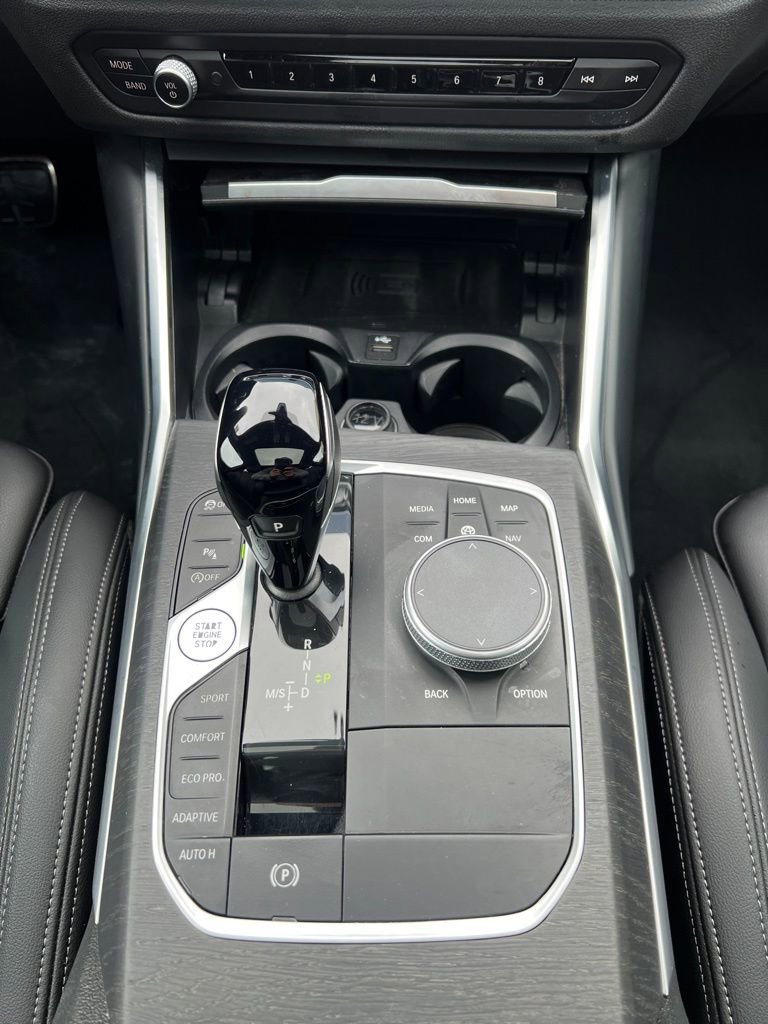 Used 2022 BMW 330i Sedan w/ M Sport Package image 25