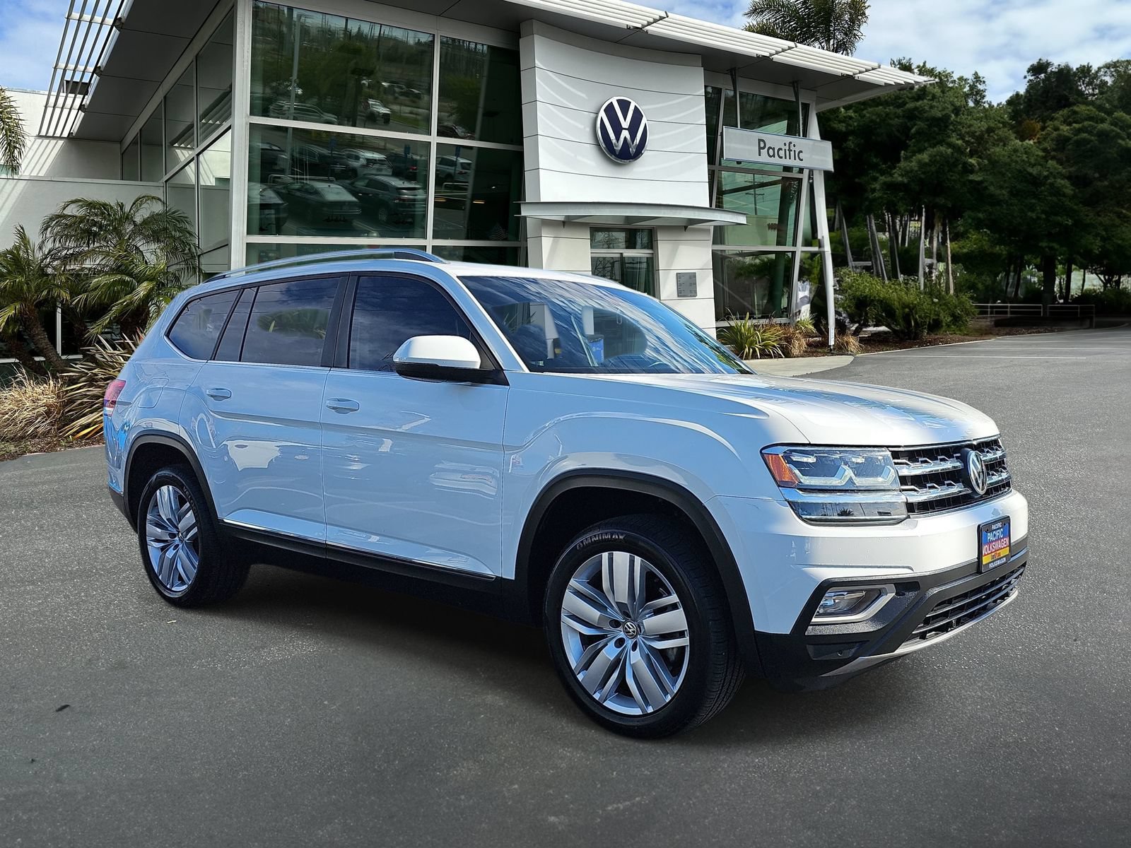 Used 2020 Volkswagen Atlas SEL FWD image 3