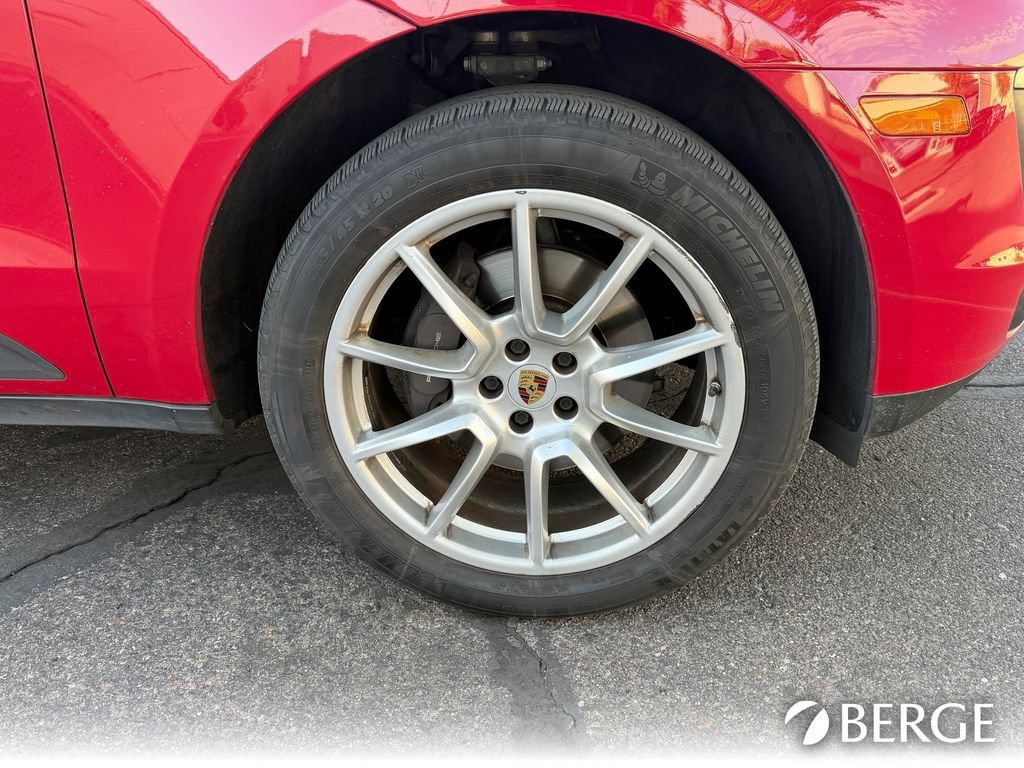 Used 2017 Porsche Macan AWD/4WD image 11