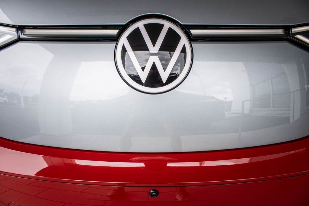 New 2025 Volkswagen ID. Buzz Pro S Plus image 9