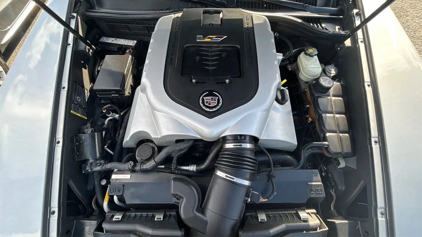 Used 2006 Cadillac XLR V RWD image 9