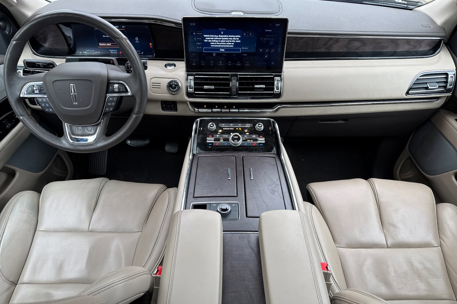 Certified 2023 Lincoln Navigator Reserve image 13