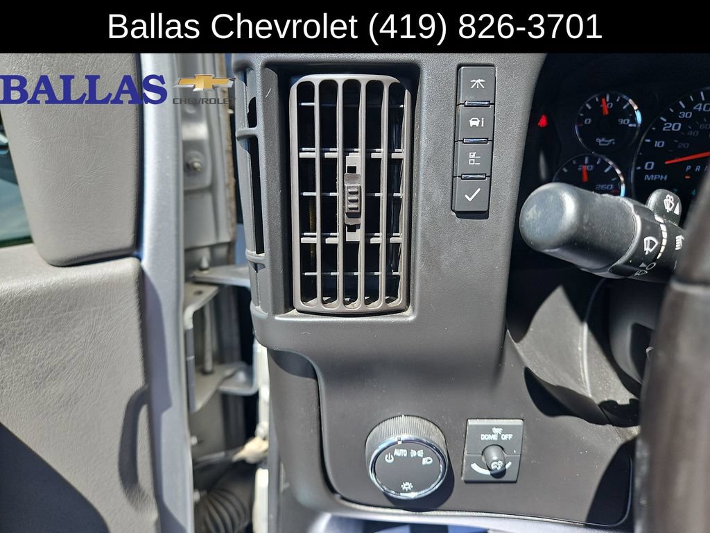 Certified 2018 Chevrolet Express 3500 LT w/ LT Preferred Equipment Group RWD image 18