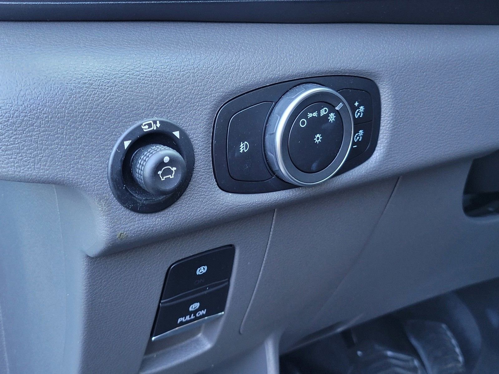 Used 2022 Ford Transit 350 XLT image 20