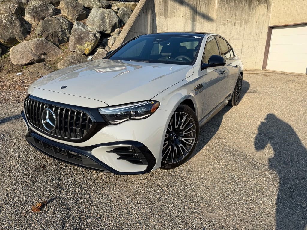 Used 2026 Mercedes-Benz E 53 AMG e 4MATIC Sedan image 1