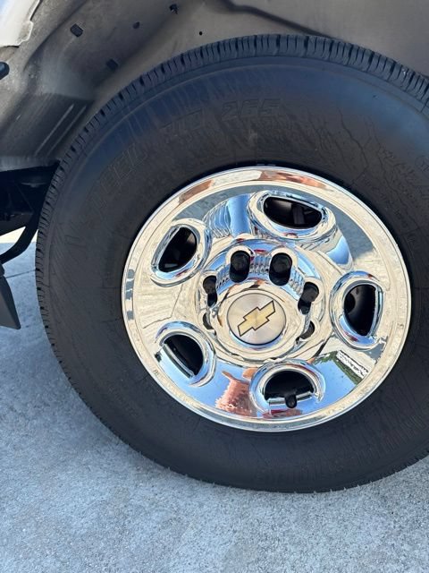Used 2025 Chevrolet Express 3500 LS RWD image 9