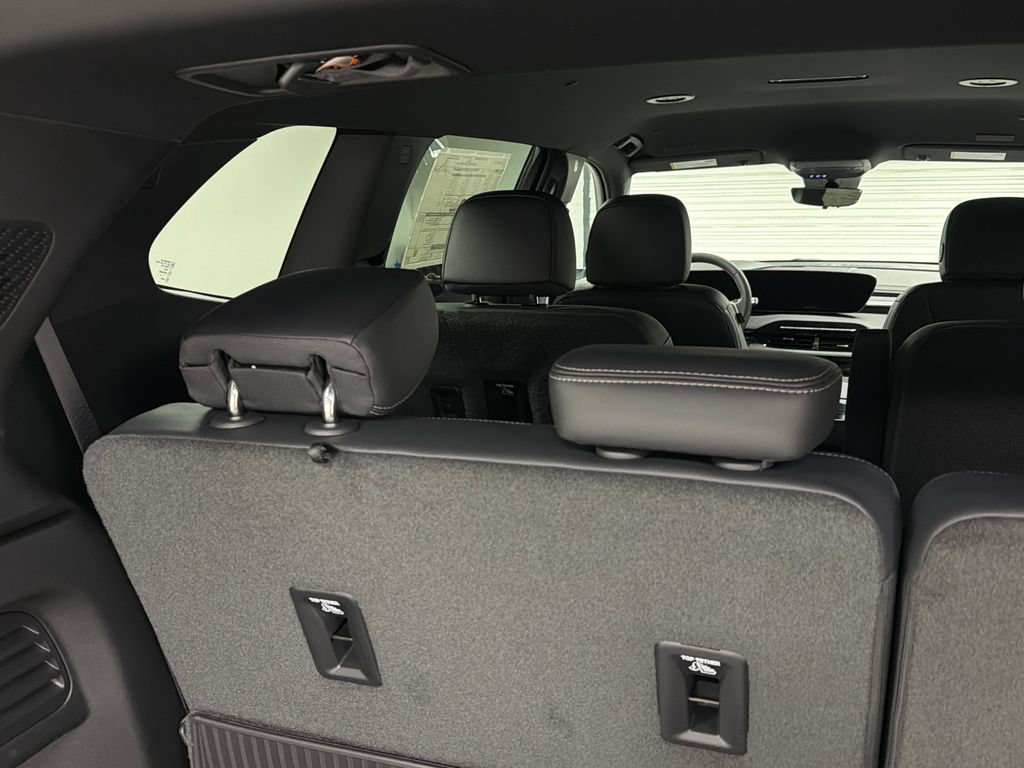 New 2027 Buick Enclave Preferred w/ Power Package FWD image 17