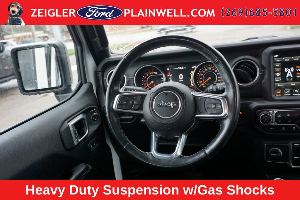 Used 2020 Jeep Wrangler Unlimited Sahara w/ Dual Top Group AWD/4WD image 12