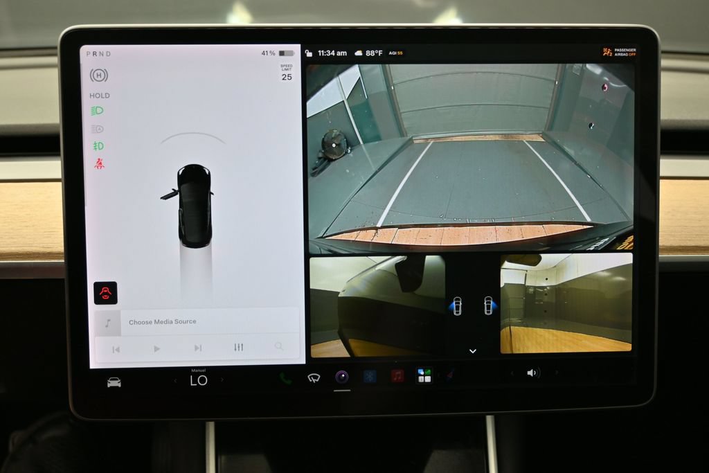 Used 2018 Tesla Model 3 Mid Range RWD image 16
