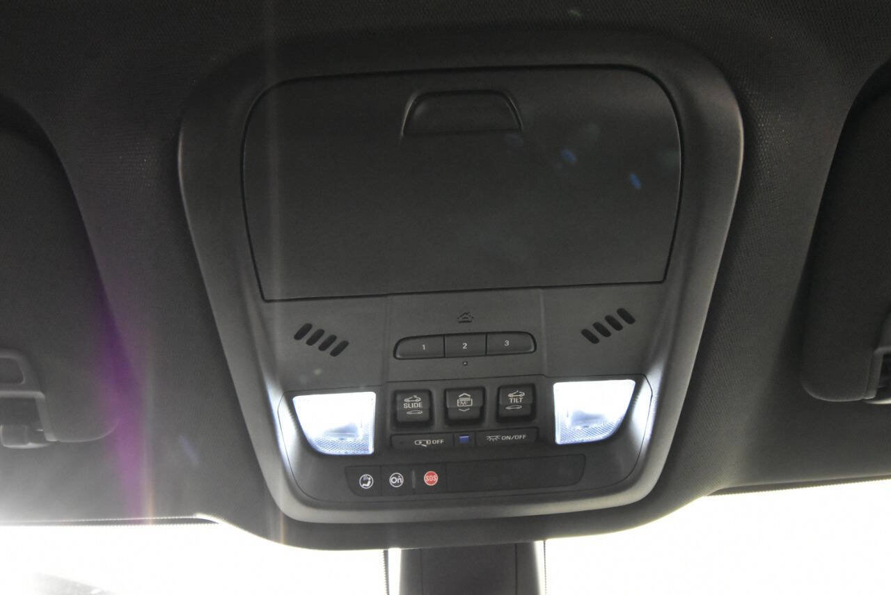 Used 2022 Buick Enclave Essence w/ Experience Buick Package image 31