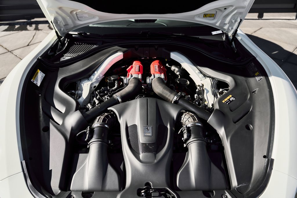 Used 2022 Ferrari Roma image 16