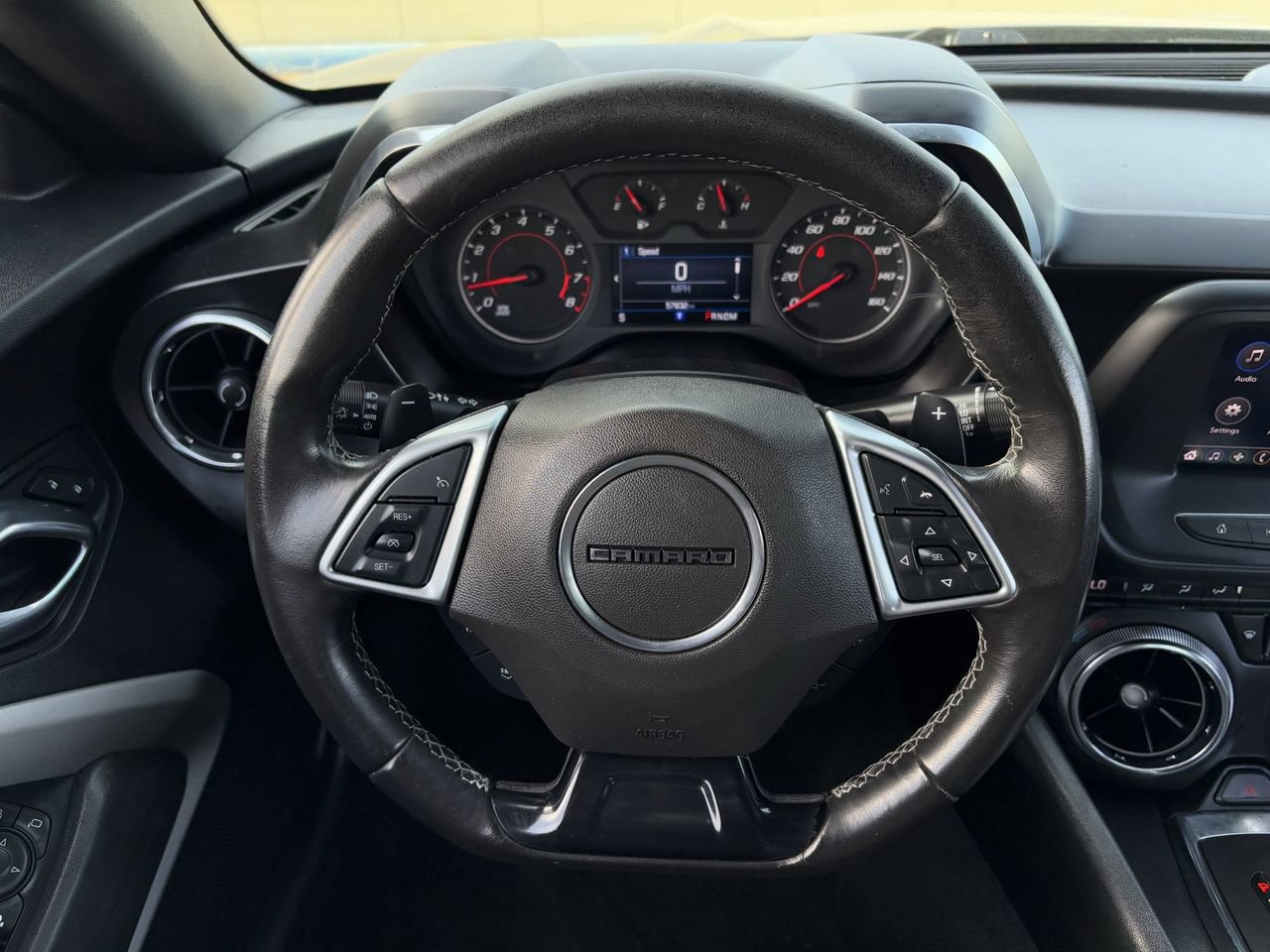 Used 2020 Chevrolet Camaro LT RWD image 13