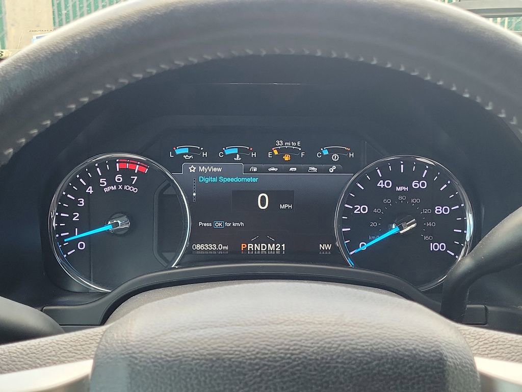 Used 2018 Ford F250 Lariat w/ Lariat Ultimate Package AWD/4WD image 26