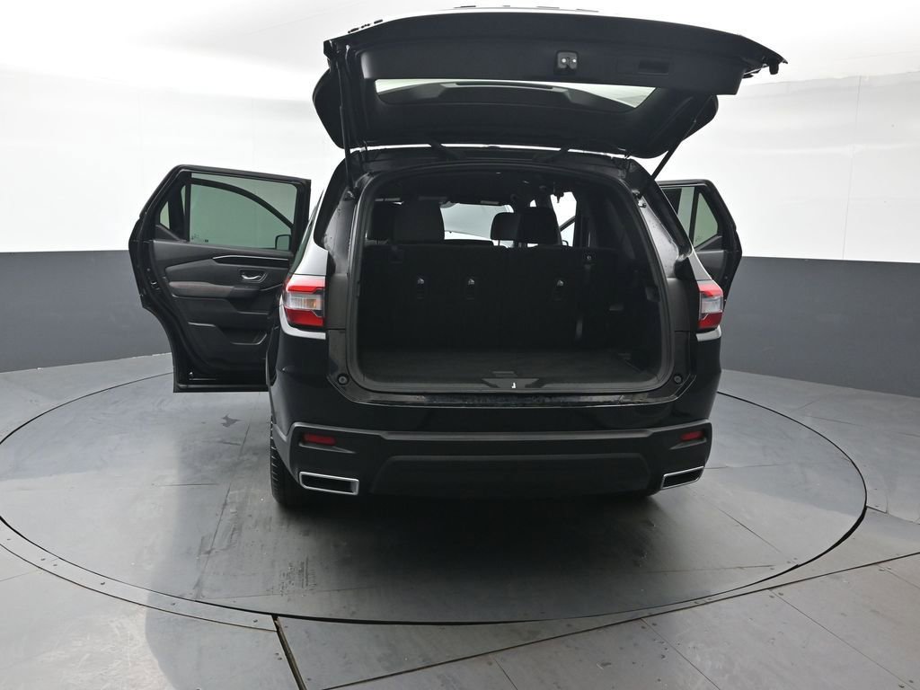 Certified 2025 Honda Pilot Sport image 50