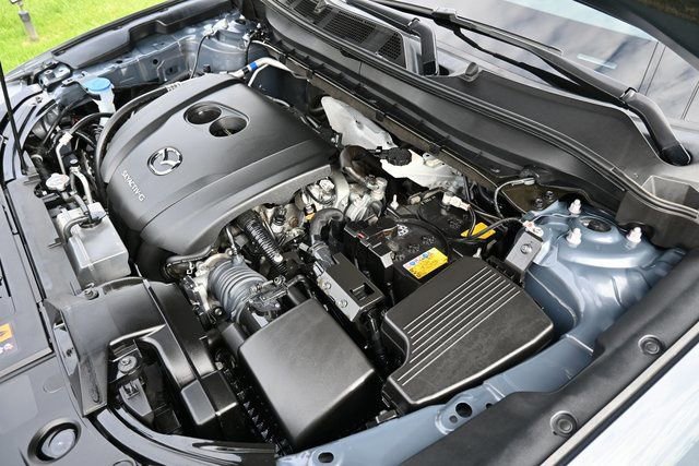 Used 2023 MAZDA CX-5 Carbon Edition image 16
