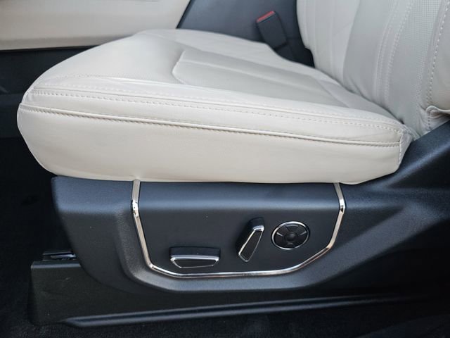 Certified 2024 Ford Expedition Platinum image 12