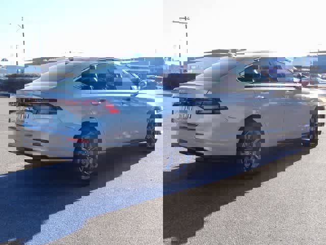 Used 2023 Honda Accord EX image 2