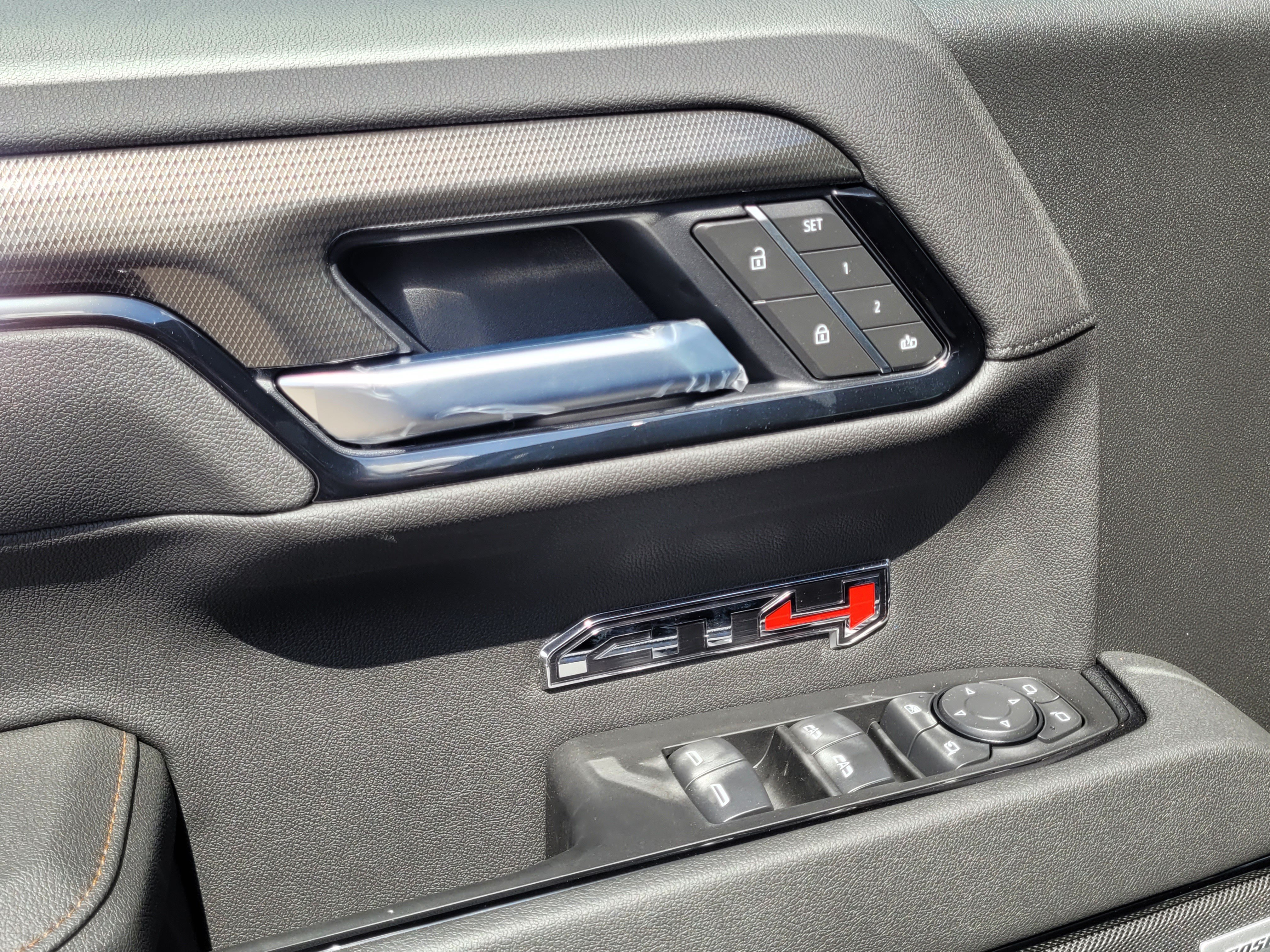 New 2026 GMC Sierra 1500 AT4 w/ AT4 Premium Package AWD/4WD image 22