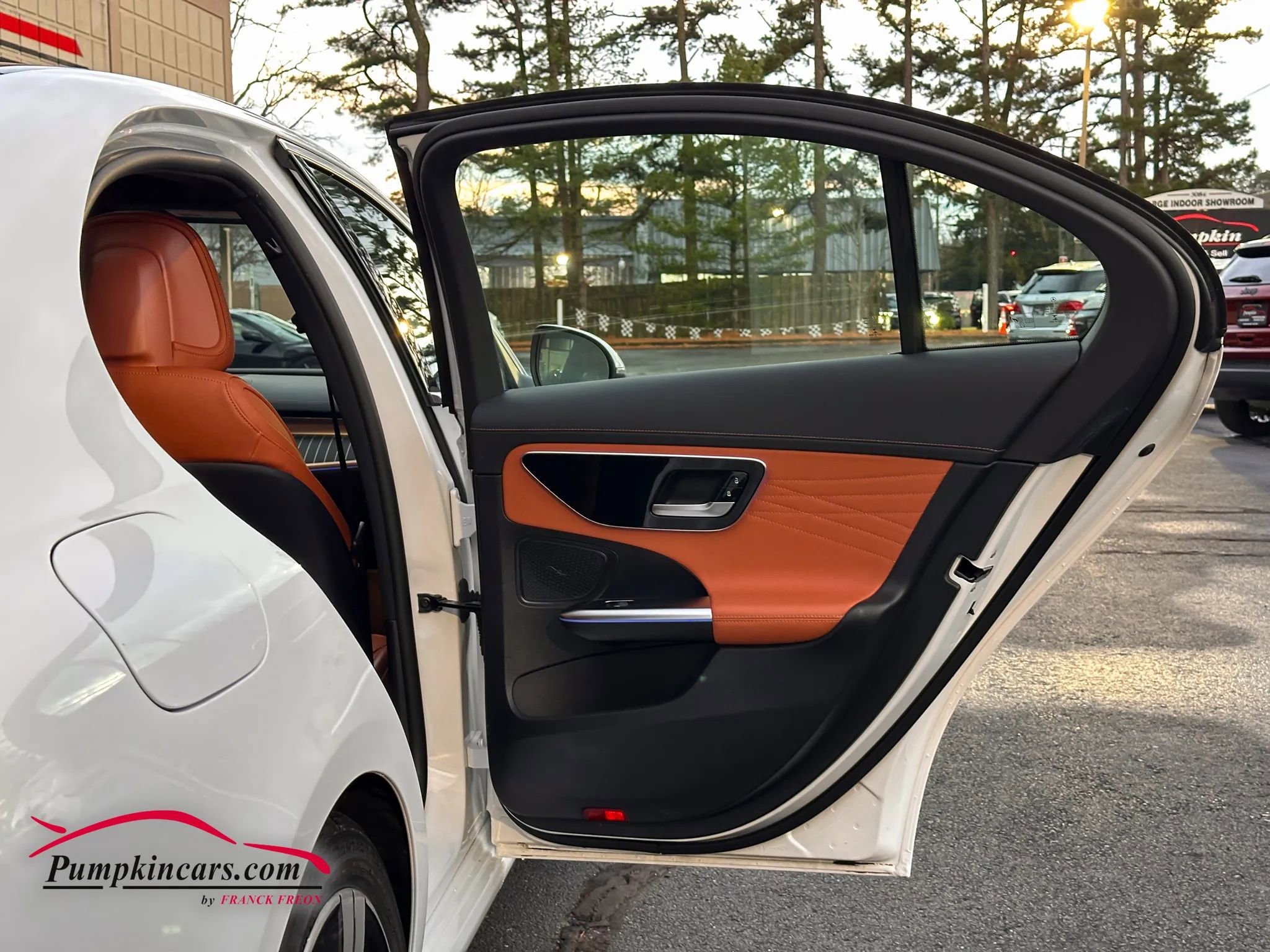 Used 2022 Mercedes-Benz C 300 4MATIC Sedan w/ Exclusive Trim Package image 24