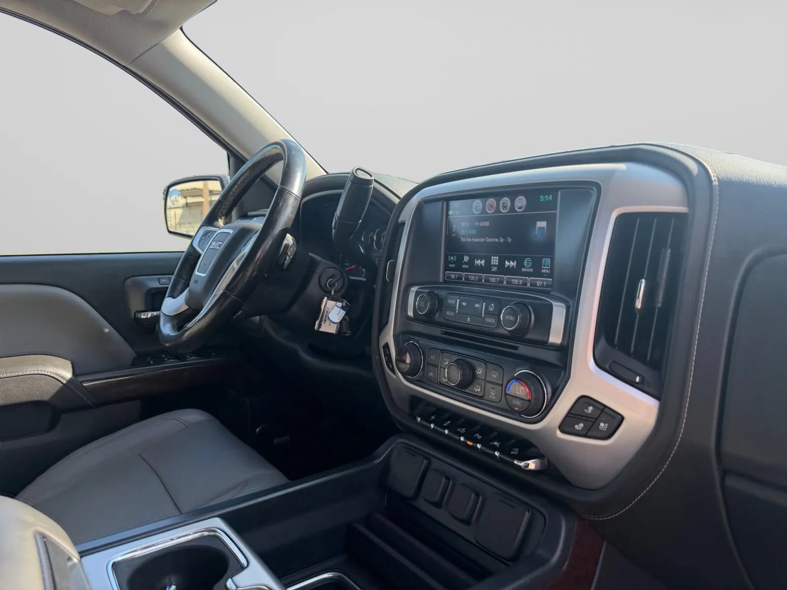 Used 2018 GMC Sierra 1500 SLT AWD/4WD image 34