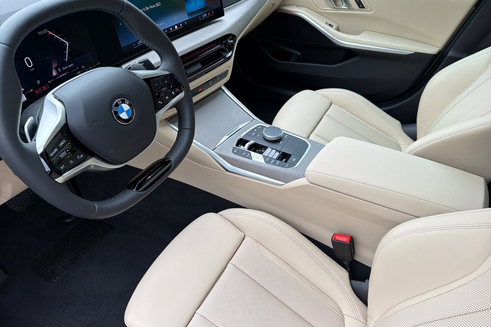 Used 2025 BMW 330i Sedan w/ Convenience Package image 11