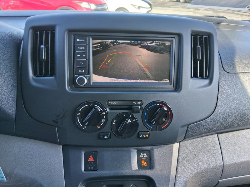 Used 2021 Nissan NV200 SV w/ Sliding Door Glass Package FWD image 11