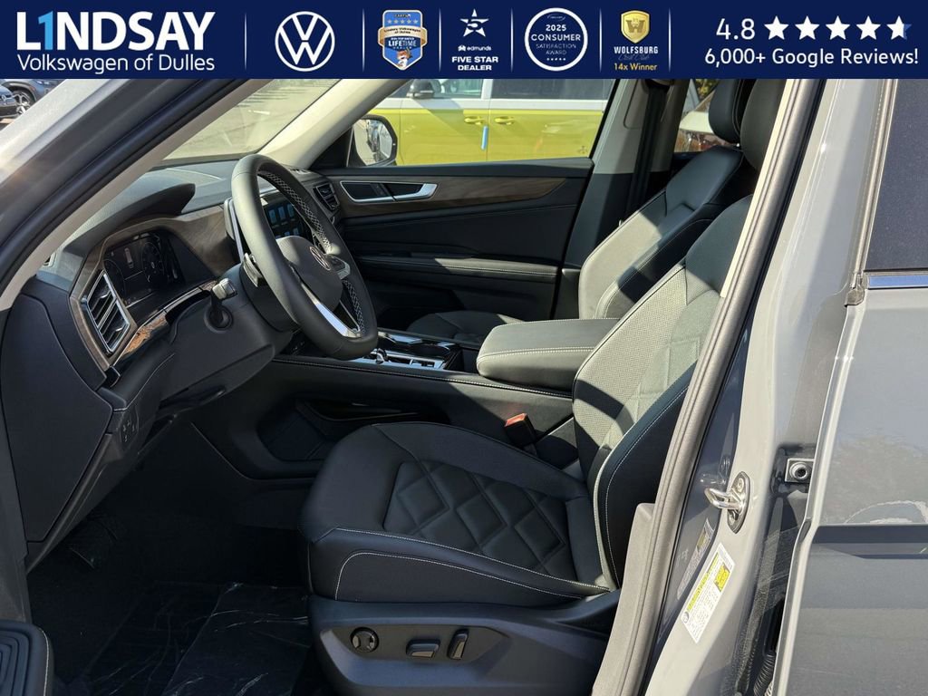 New 2026 Volkswagen Atlas SE image 8