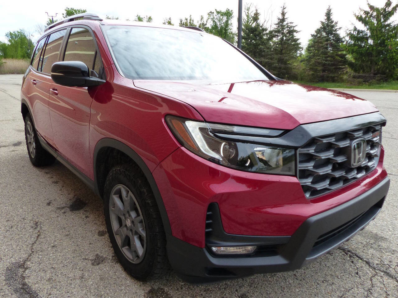 Used 2025 Honda Passport TrailSport image 14