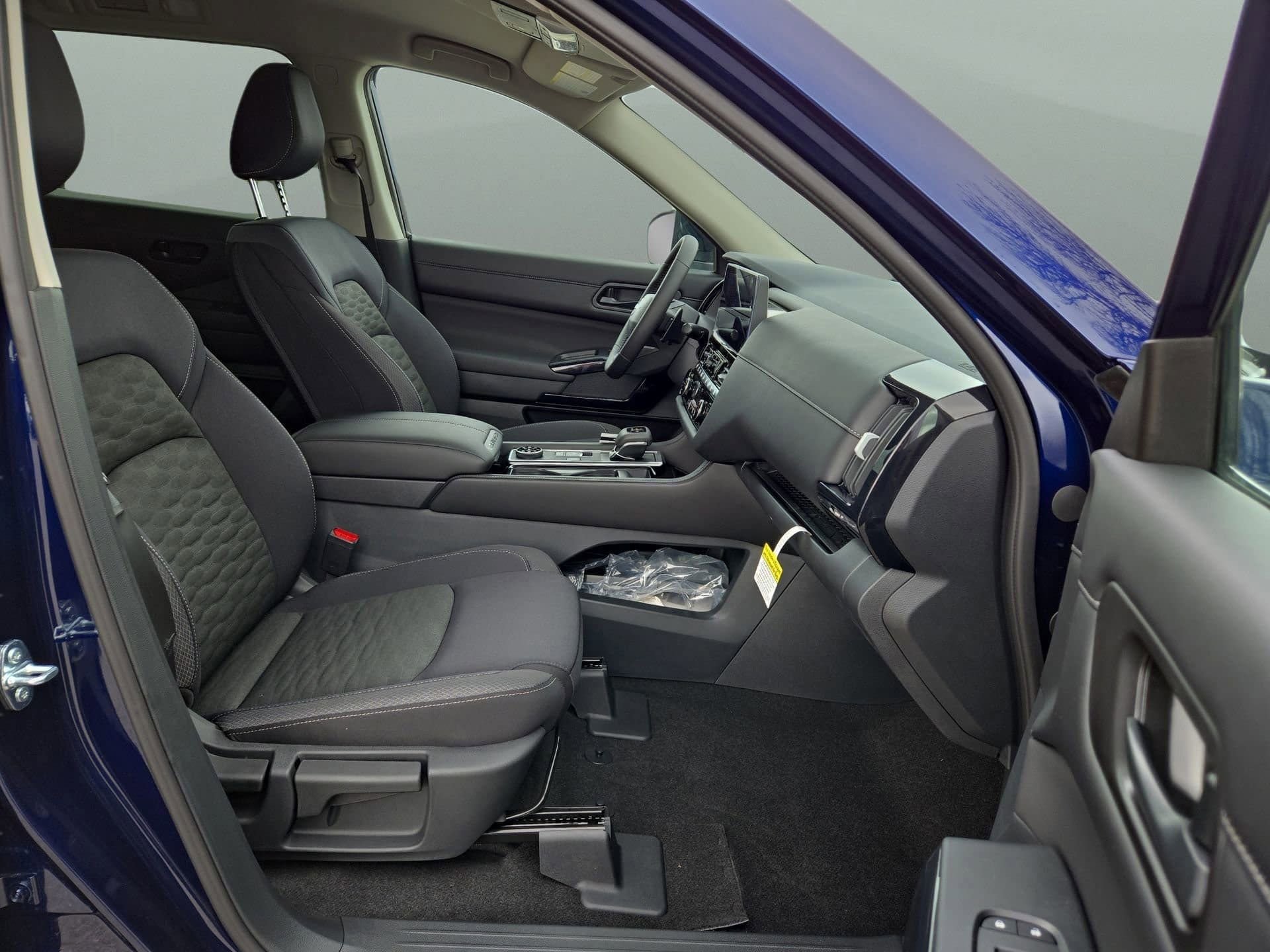 New 2026 Nissan Pathfinder SV AWD/4WD image 15