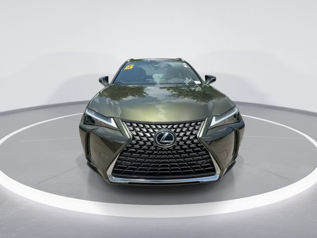 Used 2025 Lexus UX 300h AWD w/ Accessory Package (Z2) image 3