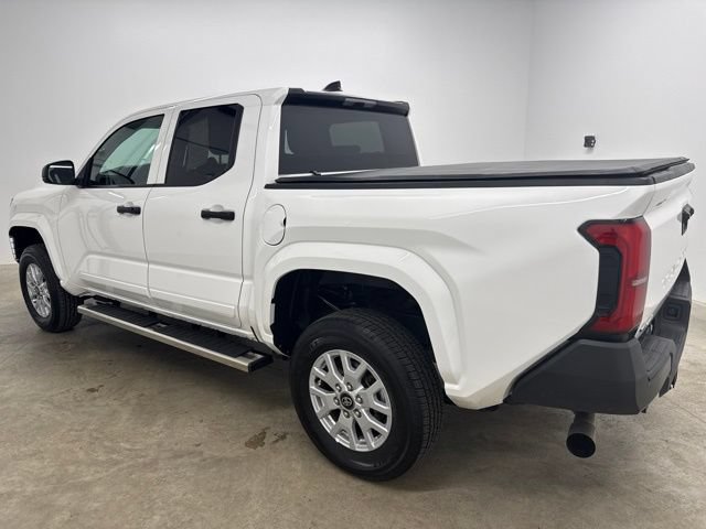 Used 2025 Toyota Tacoma SR AWD/4WD image 7