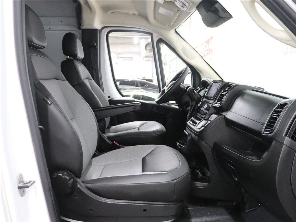 Used 2025 RAM ProMaster 2500 w/ Convenience Group FWD image 23