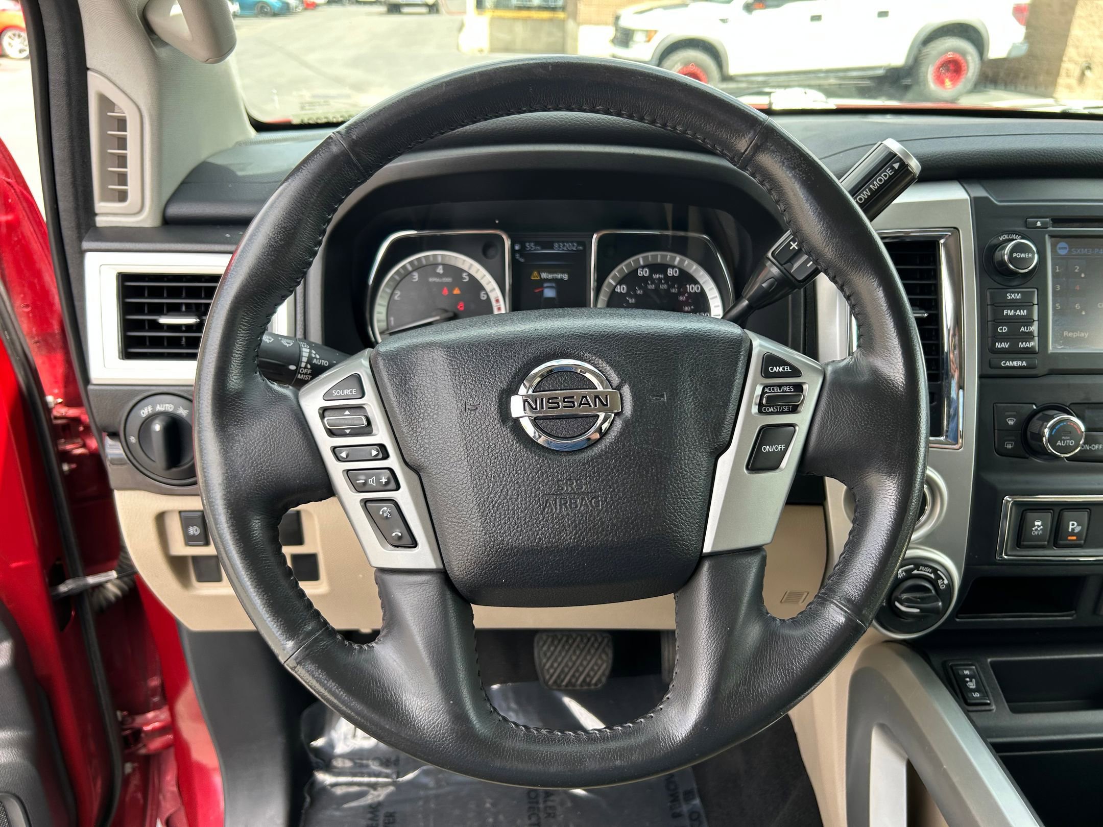 Used 2017 Nissan Titan SV image 13