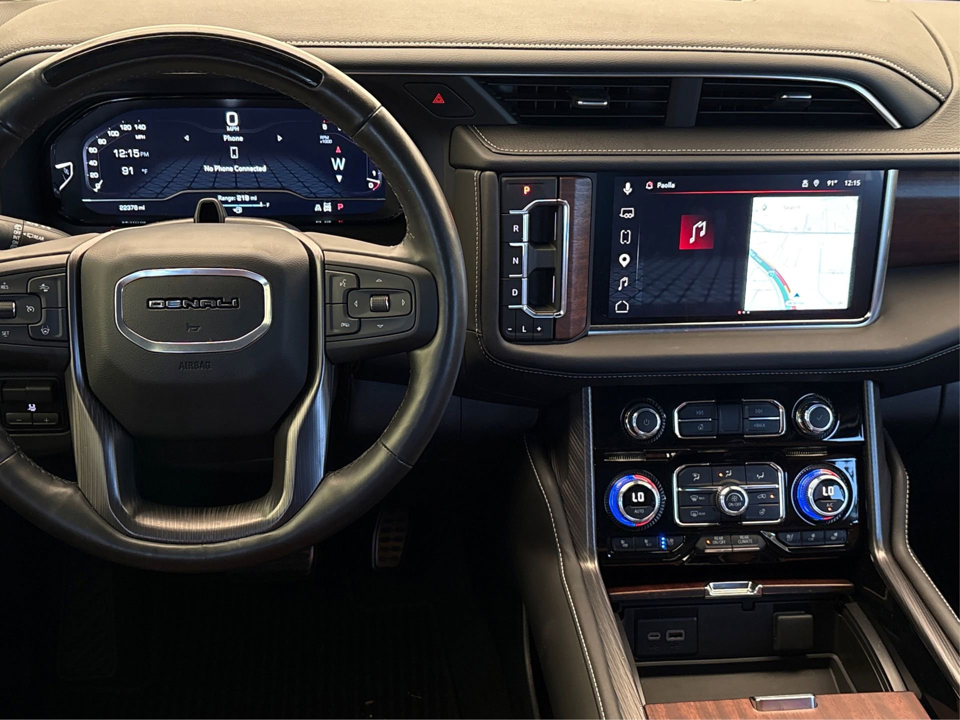 Used 2024 GMC Yukon Denali Ultimate AWD/4WD image 16