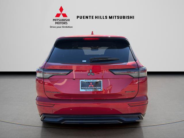 New 2026 Mitsubishi Outlander LE image 6