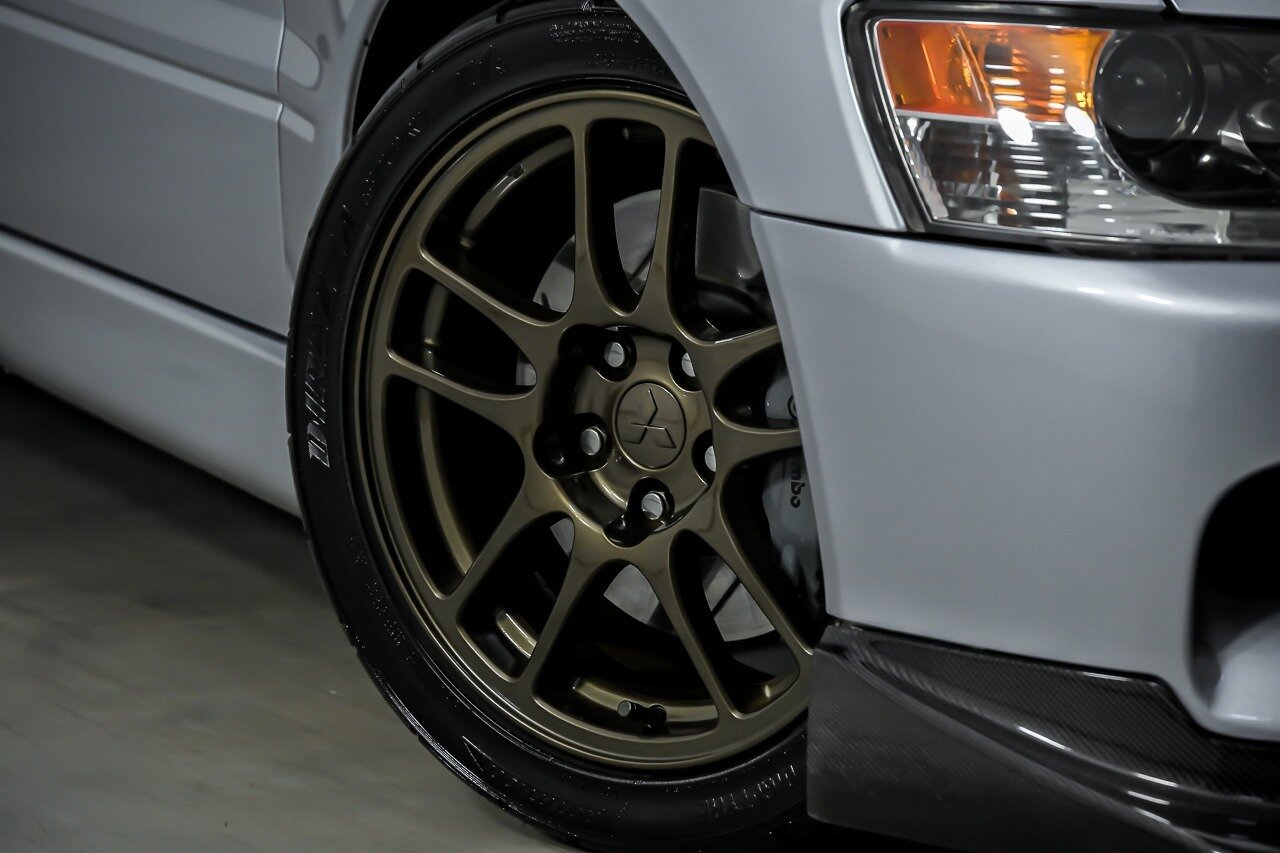 Used 2006 Mitsubishi Lancer Evolution AWD/4WD image 4