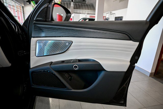 Used 2023 Maserati Grecale Modena image 29