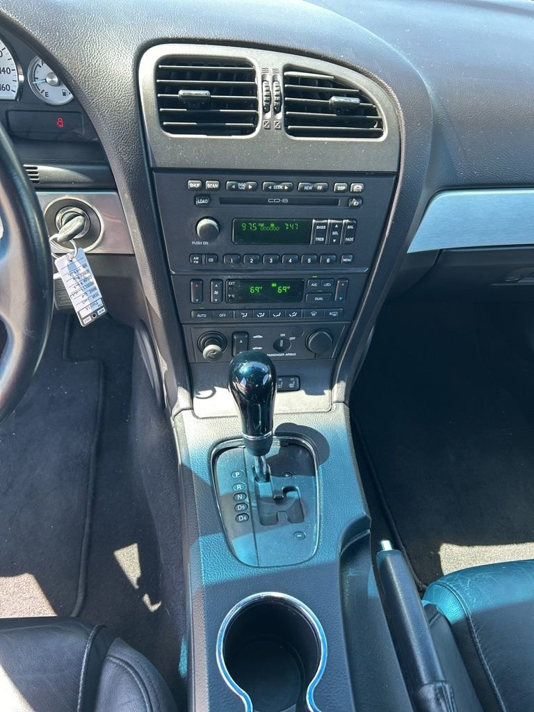 Used 2003 Ford Thunderbird RWD image 11