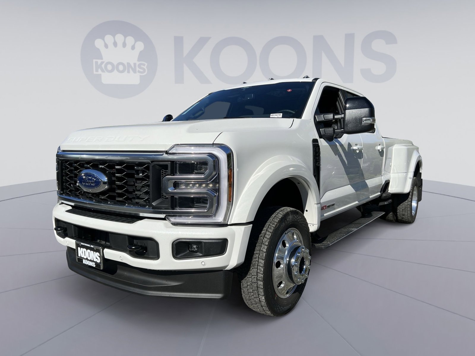 New 2026 Ford F450 Platinum w/ FX4 Off-Road Package